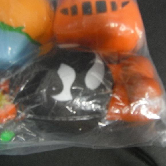 Lulu Home Halloween Jumbo Slow Rising Squishies 5-Pack - Picture 6 of 11